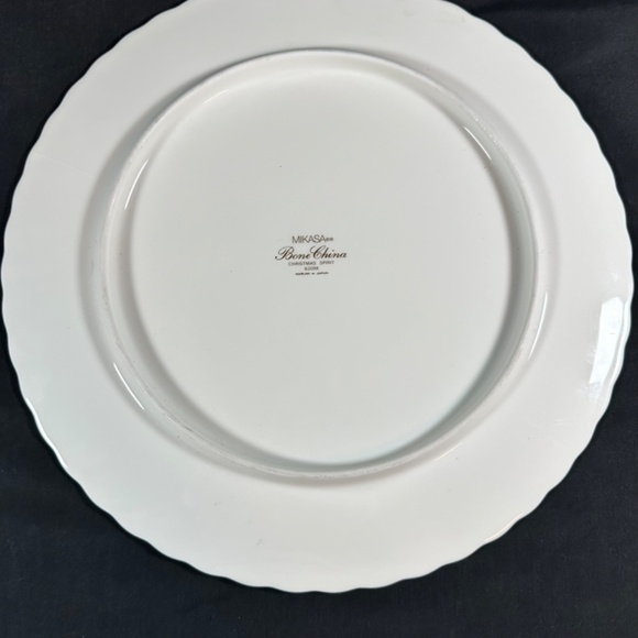Mikasa Bone China Cake Plate Christmas Spirit B2098 Plate - Picture 5 of 8